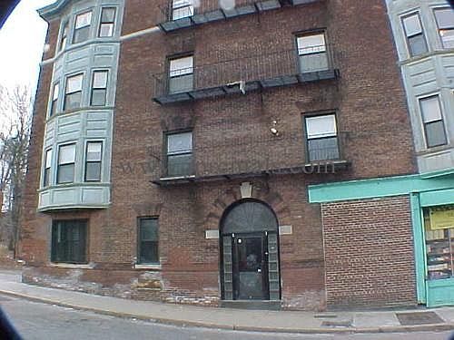 2nd image of 5 Glen Rd APT 102