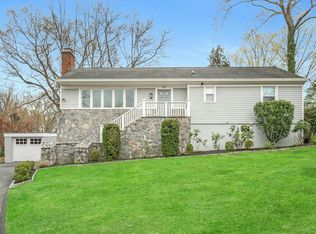 737 Forest Ave, Mamaroneck, NY 10538