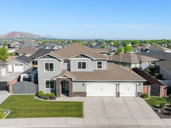 8518 W 12th Ave, Kennewick, WA 99337