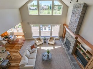 19317 Soda Springs Dr, Bend, OR 97702