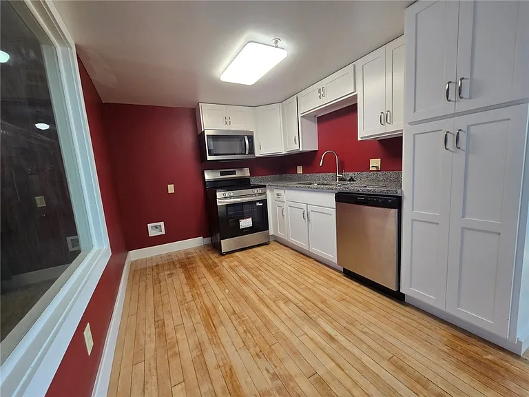 27 E Main St #318 — Photo 6