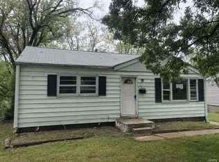 944 Edgehill Dr, Saint Louis, MO
