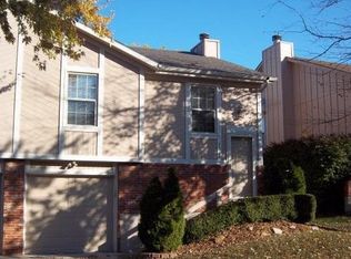 7312 W 55th Pl, Overland Park, KS 66202