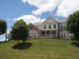 916 Open Field Ct, Westminster, MD 21157