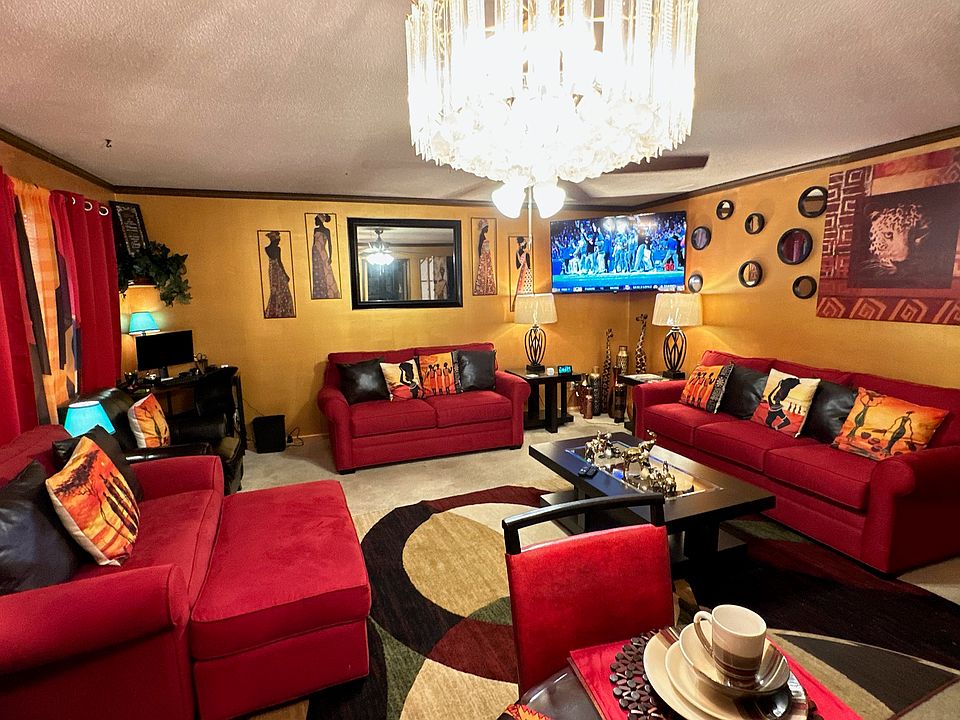 Large Living Room with 60 Inch Smart TV.