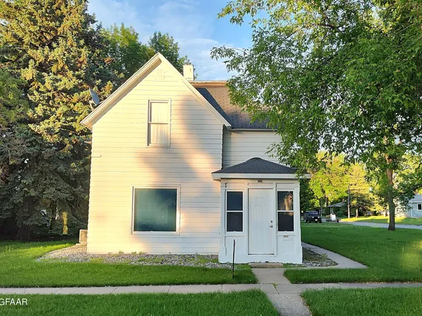 529 Washington Ave, Crookston, MN 56716