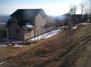 268 Apple Tree Dr, Ridgeley, WV 26753