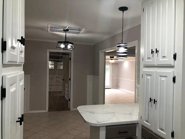3611 Fleetwood Dr — Photo 12