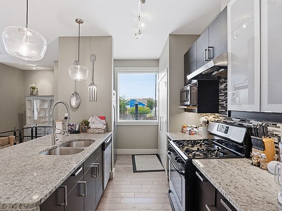 4th image of 1320 May St #214