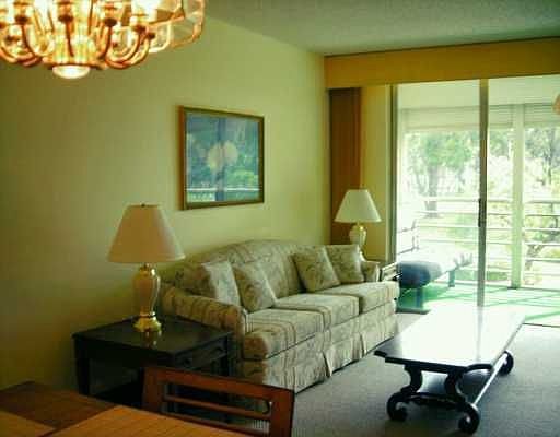 living room, Florida room