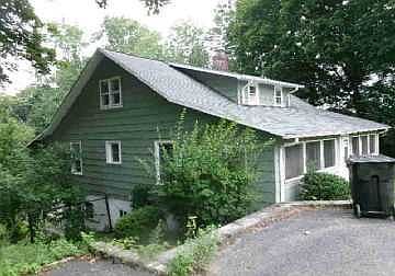 2nd image of 12 Mason Ave