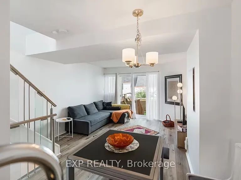 166 Forward Ave — Photo 14