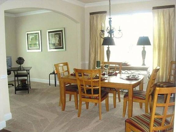 Distinctive dining room