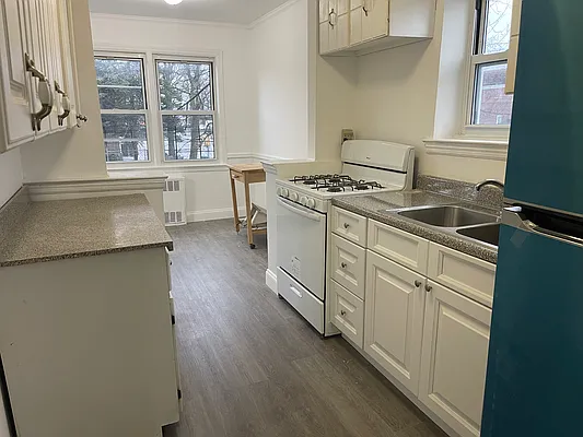 Rented by EZ Sell Realty | media 1