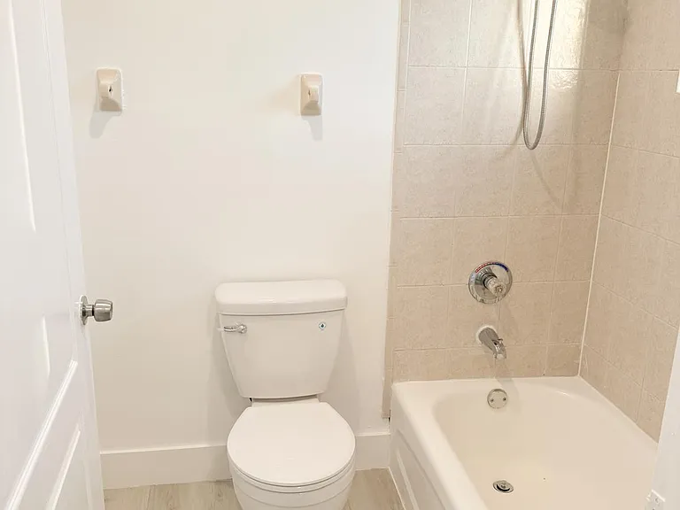 10903 W Okeechobee Rd #202A — Photo 13