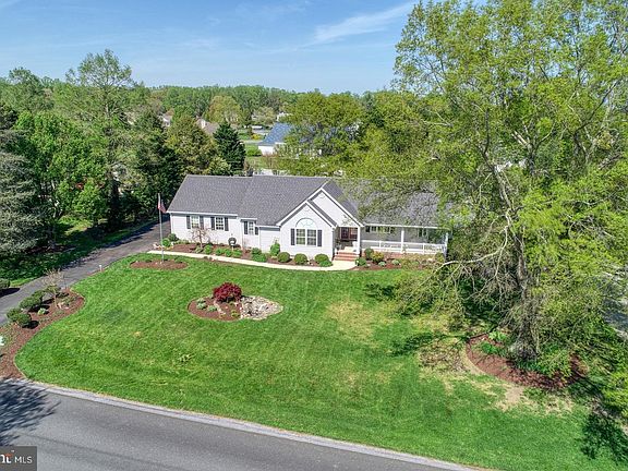 2nd image of 26 Creek Dr