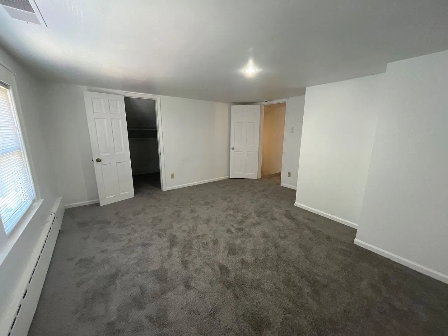 210 S Nichols Ave — Photo 4