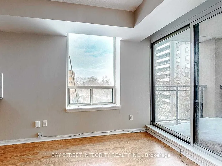 5940 Yonge St #605 — Photo 5