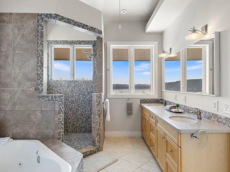14020 Lake View Dr — Photo 19