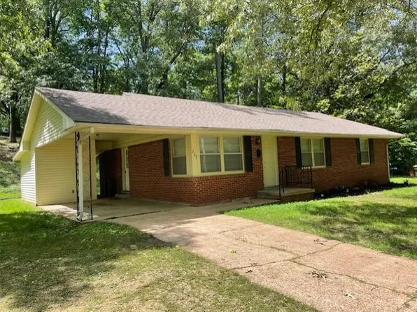 207 Greenacres Dr, Paris, TN 38242