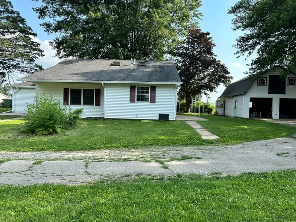 1507 S College Ave, Dixon, IL 61021
