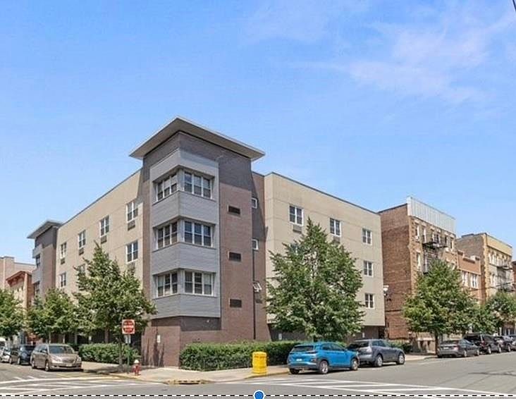 1st image of 5501 Hudson Ave #401