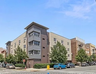 5501 Hudson Avenue, #401