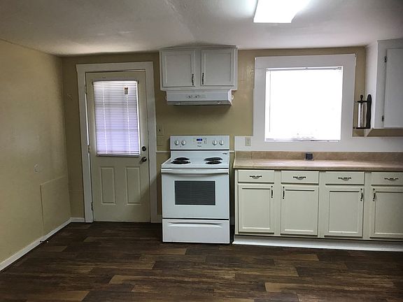 4th image of 960 S Fm 1194