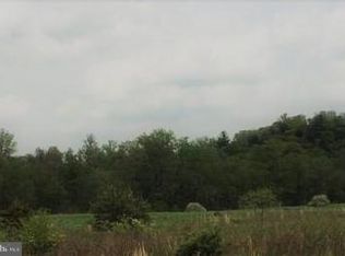 575 Collier Ln, Berkeley Springs, WV 25411