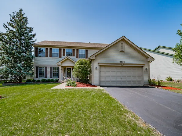 2559 Biltmore Cir, Aurora, IL 60503