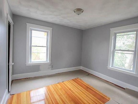 4th image of 495 West Ave #2
