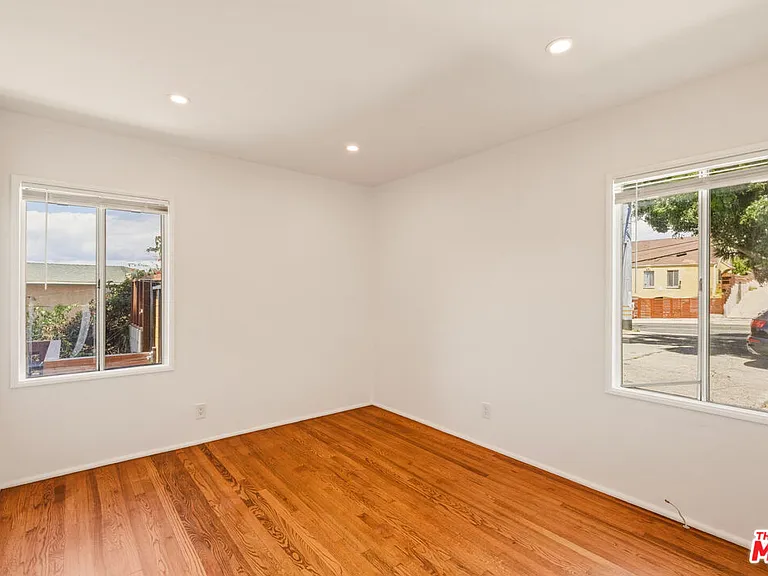 2710 Bellevue Ave #2 — Photo 23
