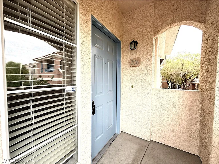 401 Pine Haven St #206 — Photo 2