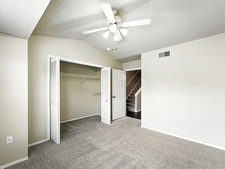 1876 Mallard Dr — Photo 22