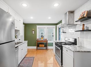 221 17th Ave N, Hopkins, MN 55343