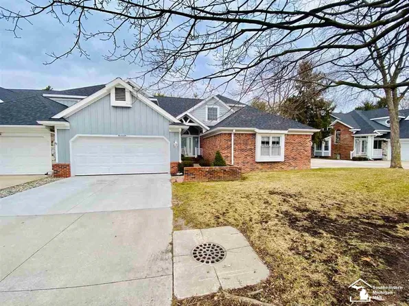 605 Meadowlands Ct, Monroe, MI 48161
