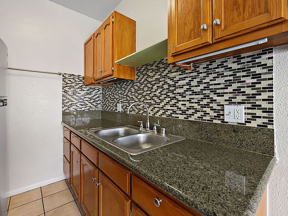 4th image of 192 S Mountain View Ave #2031