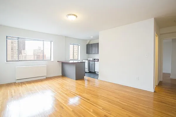 Rented by MNS Marketing | media 8