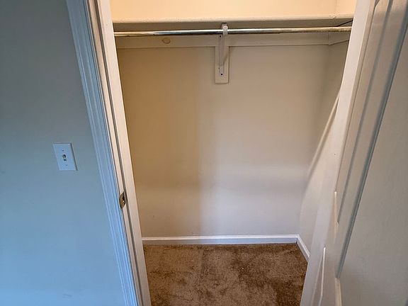 4th image of 3494 Linden St #1
