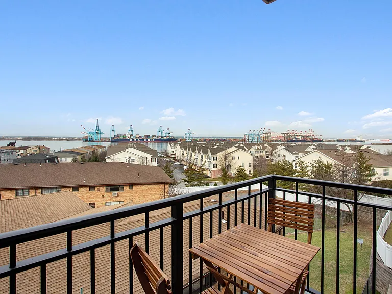 Archview Flats — Photo 6