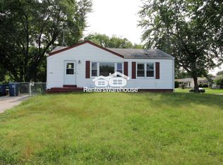 110 La Sierra Dr, Florissant, MO
