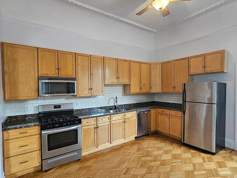 1829 Eutaw Pl #B — Photo 4