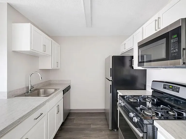 Cherry Tree Village Apartments — Photo 9