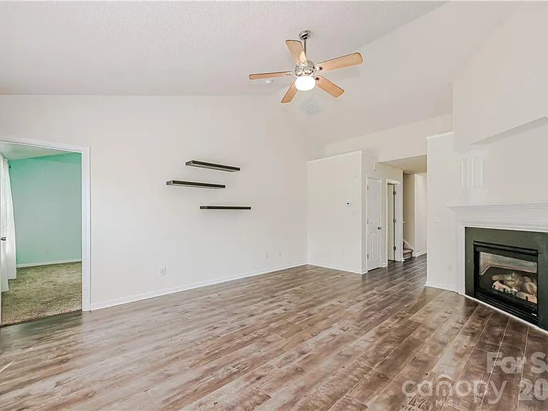 12819 Slade Castle Ct — Photo 10