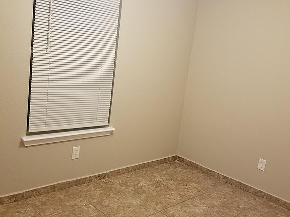 5th image of 2226 El Agua