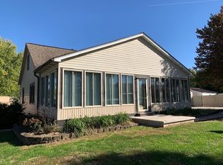 115 N Cox Ln, Petersburg, IN 47567