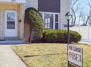 511-517 Edison St, Geneva, IL 60134