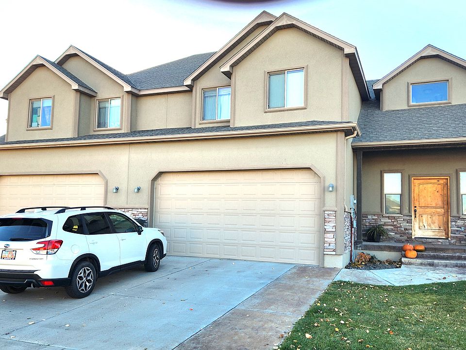 2 car garage and parking pad