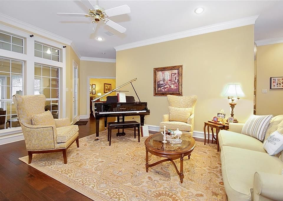 2018 Pinehurst St, Tyler, TX 75703 Zillow