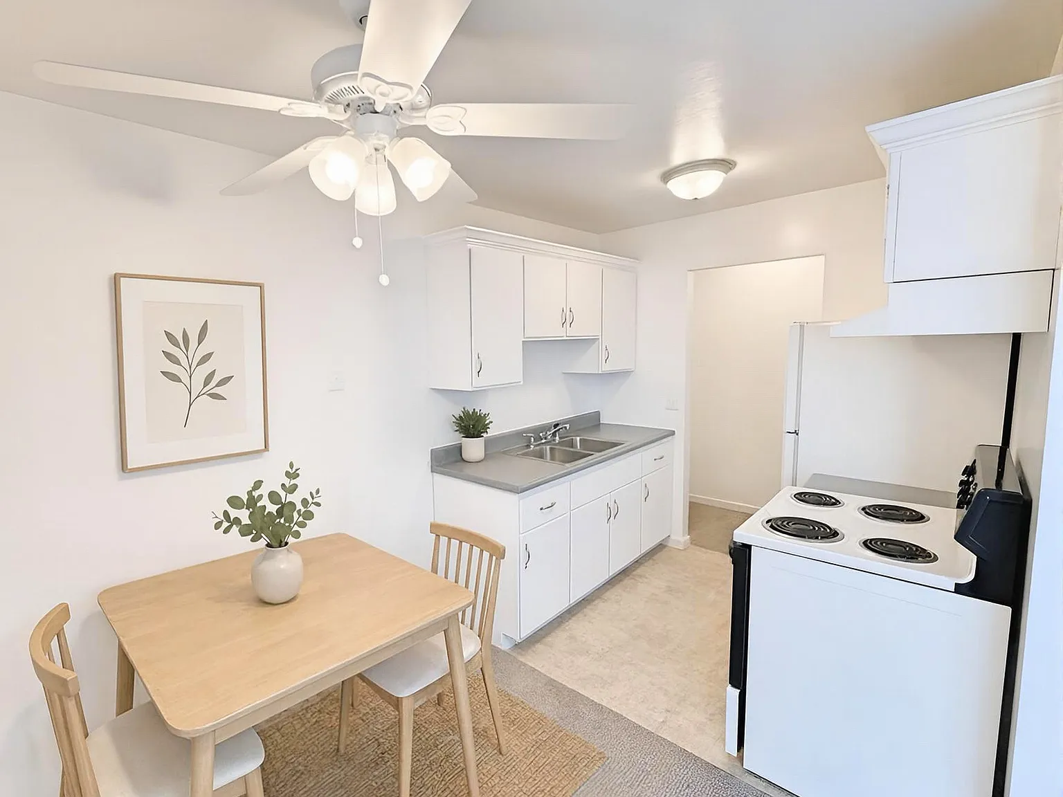 2 bed, 1050 sqft, $1,595 — Photo 2